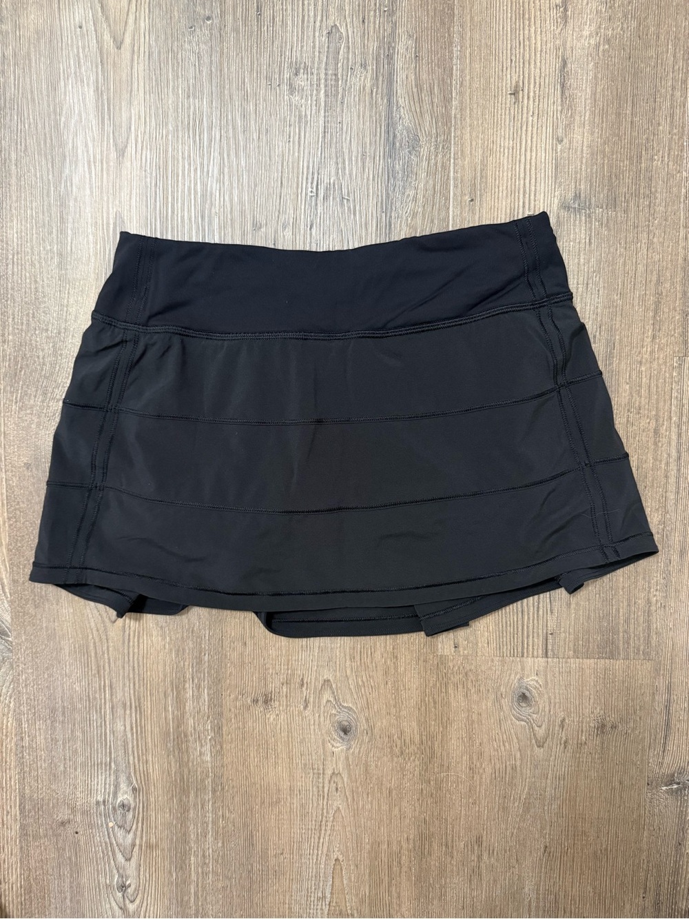 lululemon Pace Rival Skirt black 12" size 4